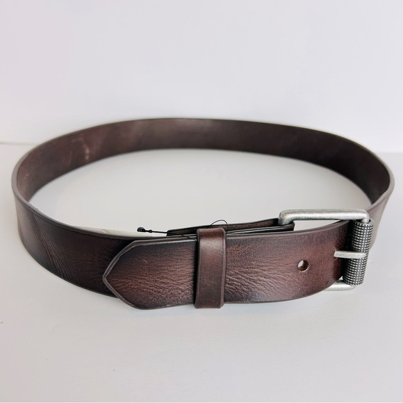 Transit Leather Distressed Brown Silver Tone Buckle Leather Jean Belt Size 40 - Picture 3 of 6